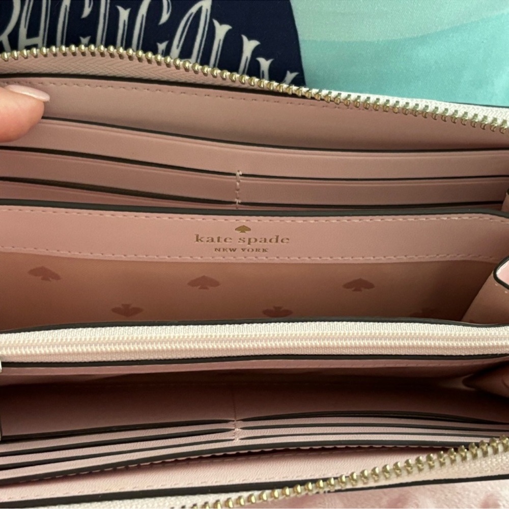 Kate Spade Continental zip around wallet EUC - Picture 5 of 7